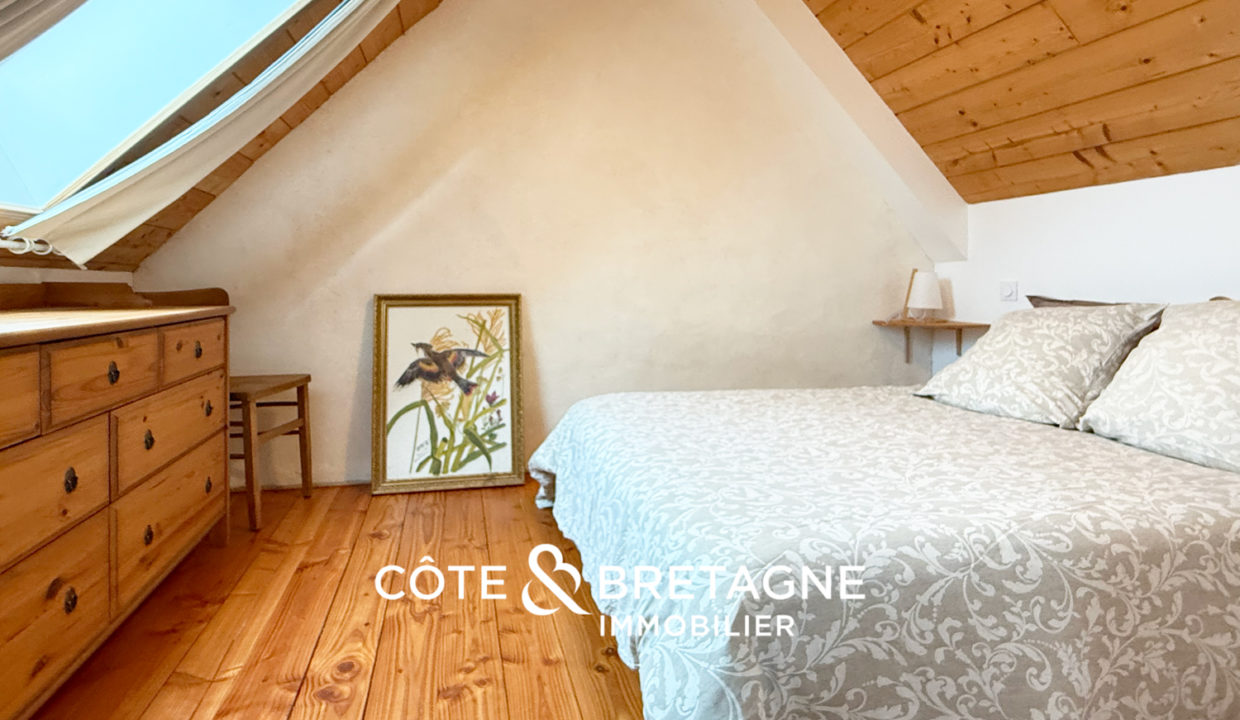 maison-pierre-gite-bretagne-begard-chambre-4