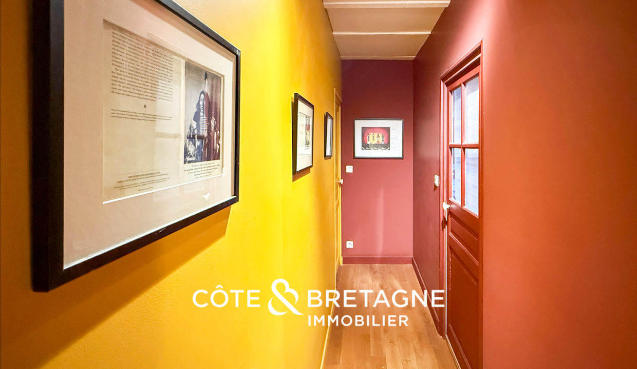 maison-pierre-gite-bretagne-begard-palier