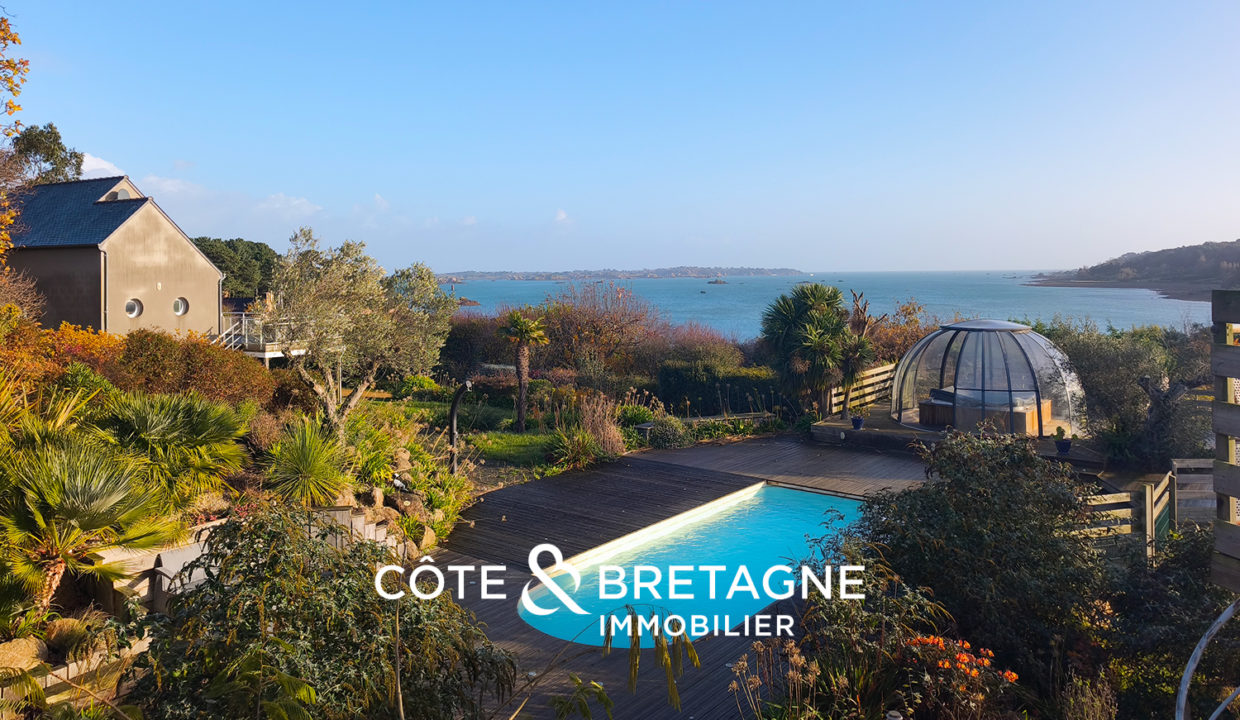 Belle-demeure-vue-mer-ploubazlanec-14