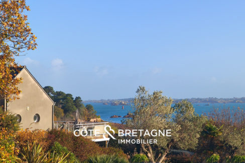 Belle-demeure-vue-mer-ploubazlanec-8