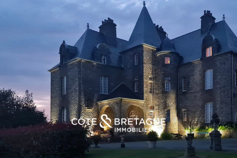 chateau-piscine-orangerie-fougeres-1