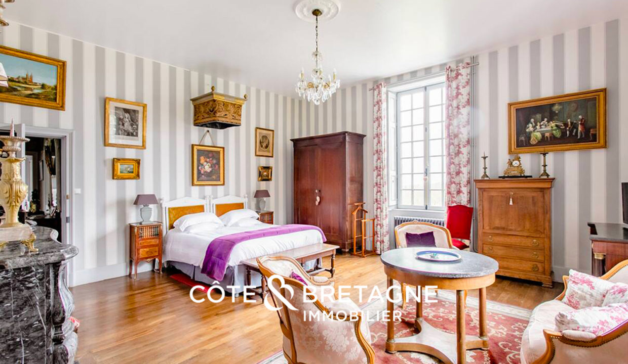 chateau-piscine-orangerie-fougeres-10