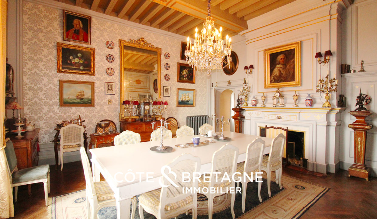 chateau-piscine-orangerie-fougeres-13