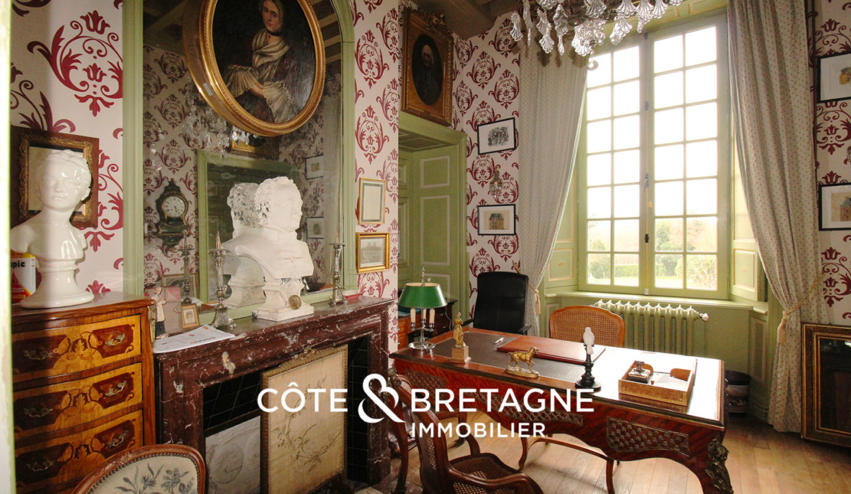 chateau-piscine-orangerie-fougeres-15