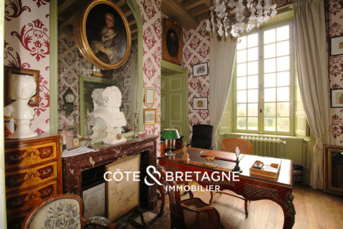 chateau-piscine-orangerie-fougeres-15