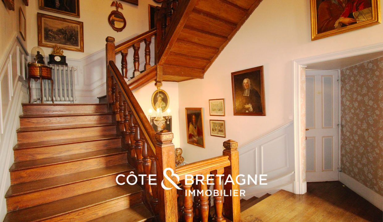 chateau-piscine-orangerie-fougeres-19