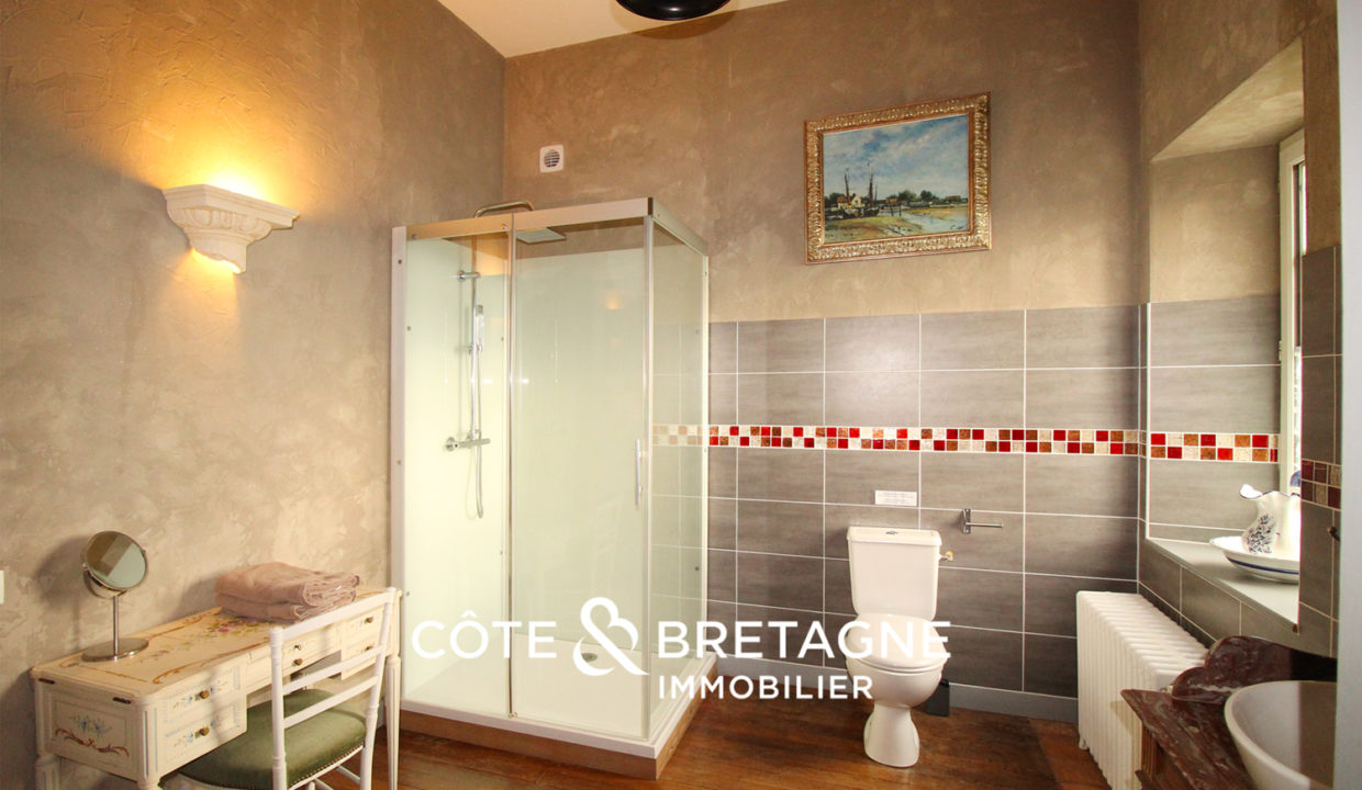 chateau-piscine-orangerie-fougeres-20