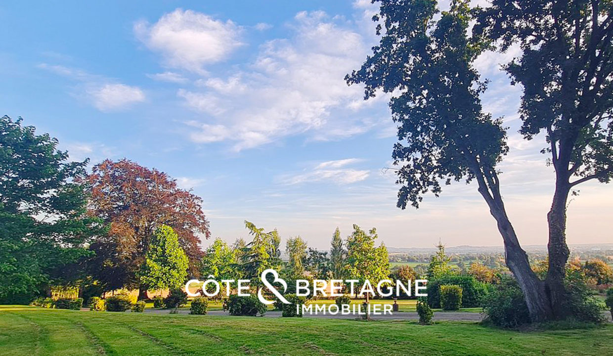 chateau-piscine-orangerie-fougeres-3