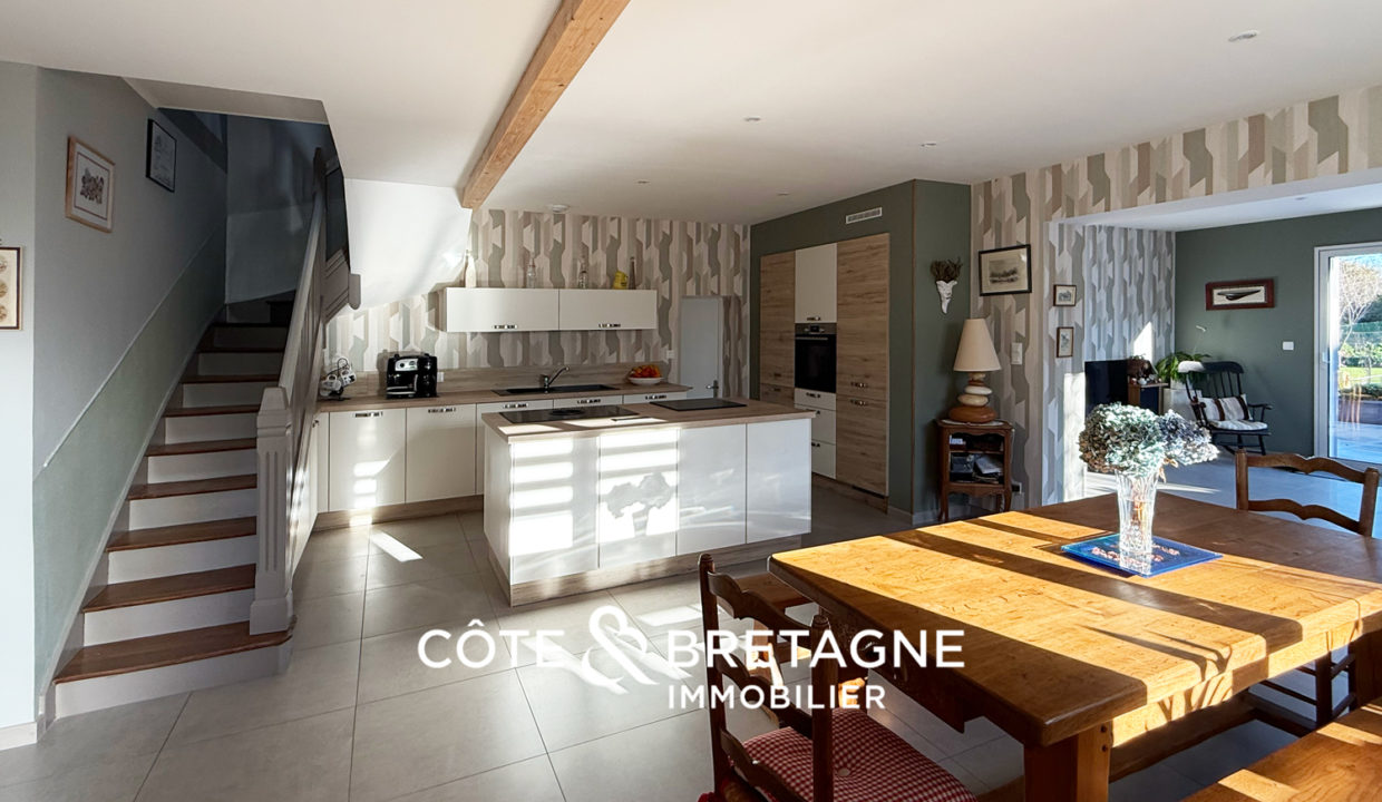 maison-trebeurden-plage-cuisine-1