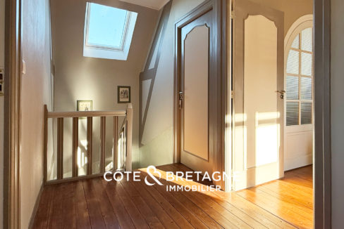 maison-trebeurden-plage-étage