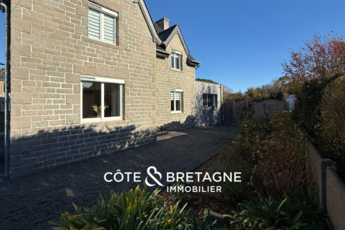 maison-trebeurden-plage-facade-1