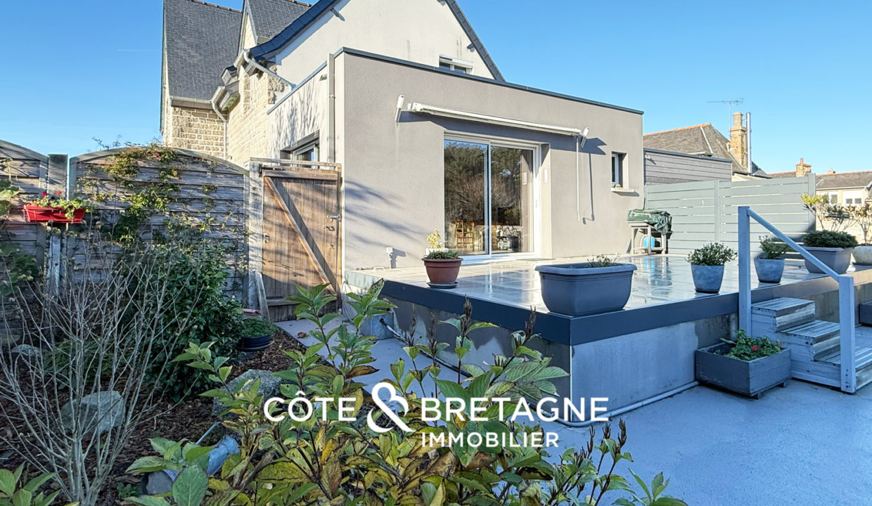 maison-trebeurden-plage-facade-2