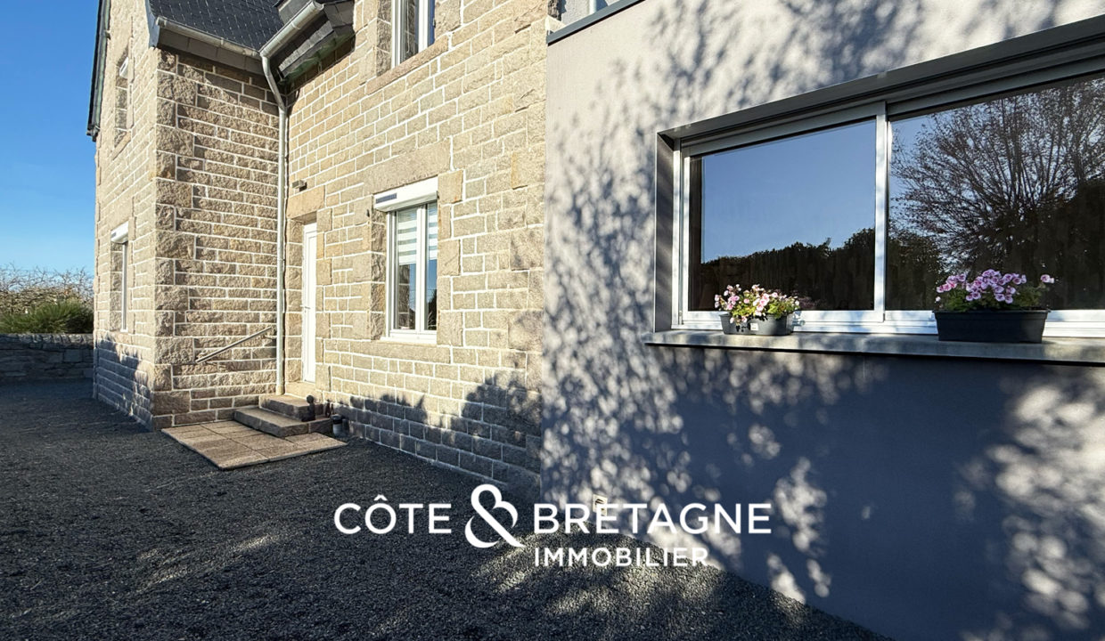 maison-trebeurden-plage-facade-3