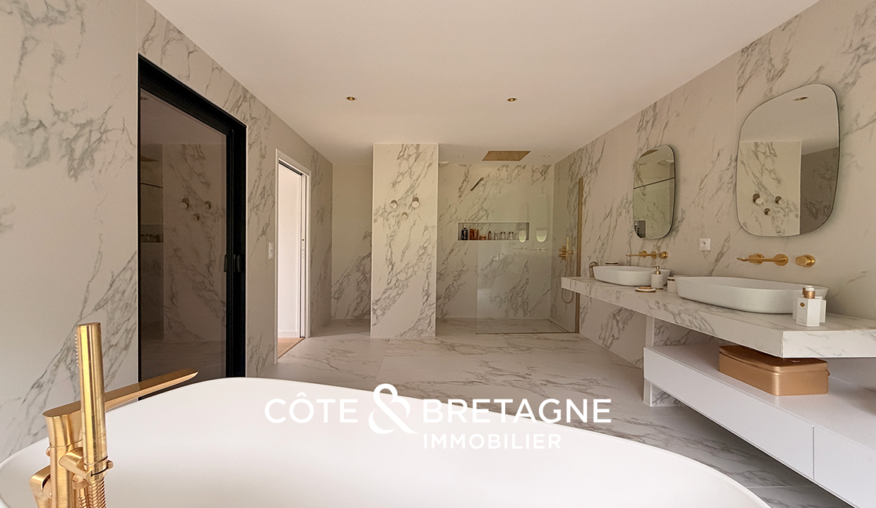 Superbe maison contemporaine à Larmor-Plage 1