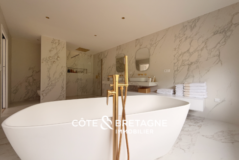 Superbe maison contemporaine à Larmor-Plage 6