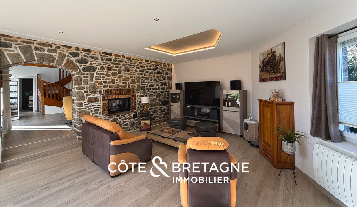 longere-a-vendre-a-hillion-avec-piscine-10