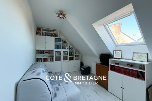 longere-a-vendre-a-hillion-avec-piscine-17