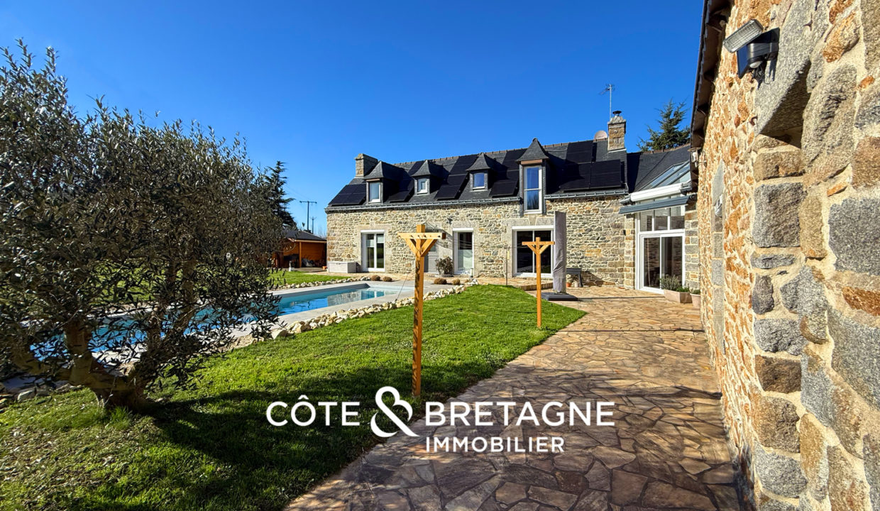 longere-a-vendre-a-hillion-avec-piscine-18