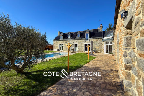 longere-a-vendre-a-hillion-avec-piscine-18