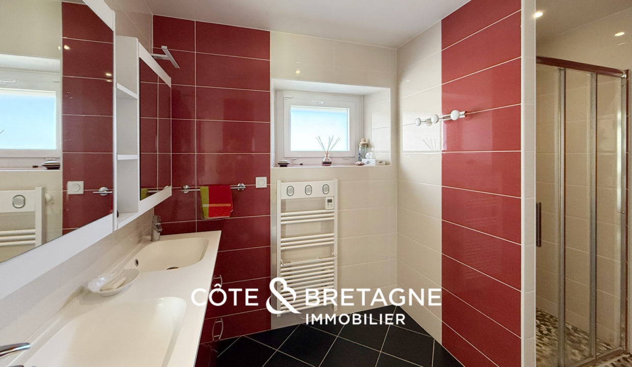 longere-a-vendre-a-hillion-avec-piscine-2