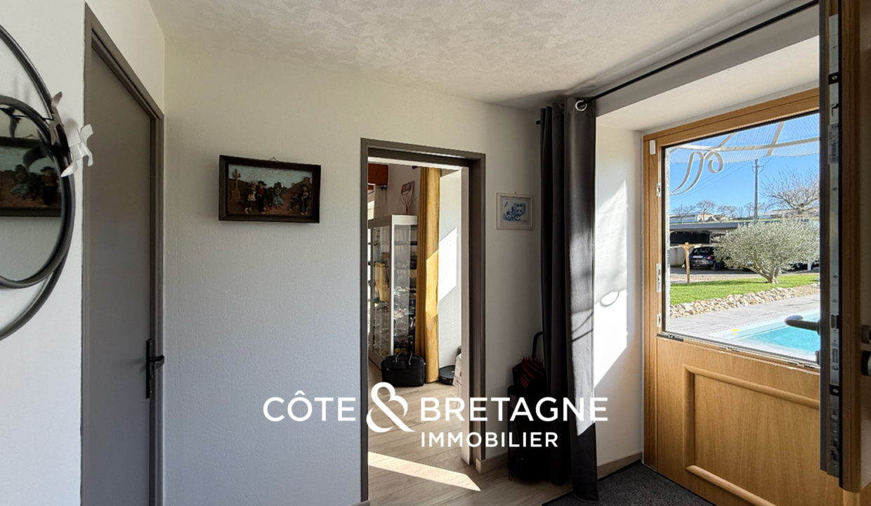 longere-a-vendre-a-hillion-avec-piscine-5