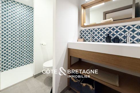 trebeurden-villa-architecte-salle-eau-01