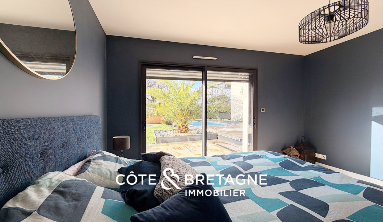 Maison d'architecte avec piscine à Pluneret 19