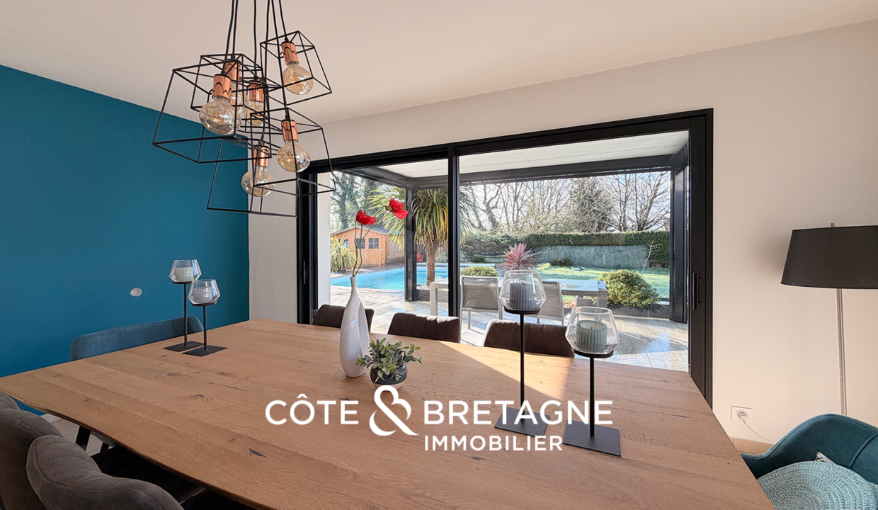 Maison d'architecte avec piscine à Pluneret 31