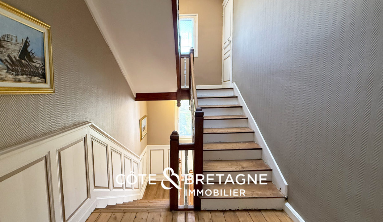 Maison-prestige-etables-sur-mer-proche-plage-23