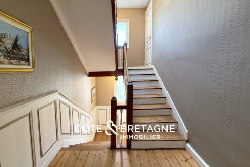 Maison-prestige-etables-sur-mer-proche-plage-23