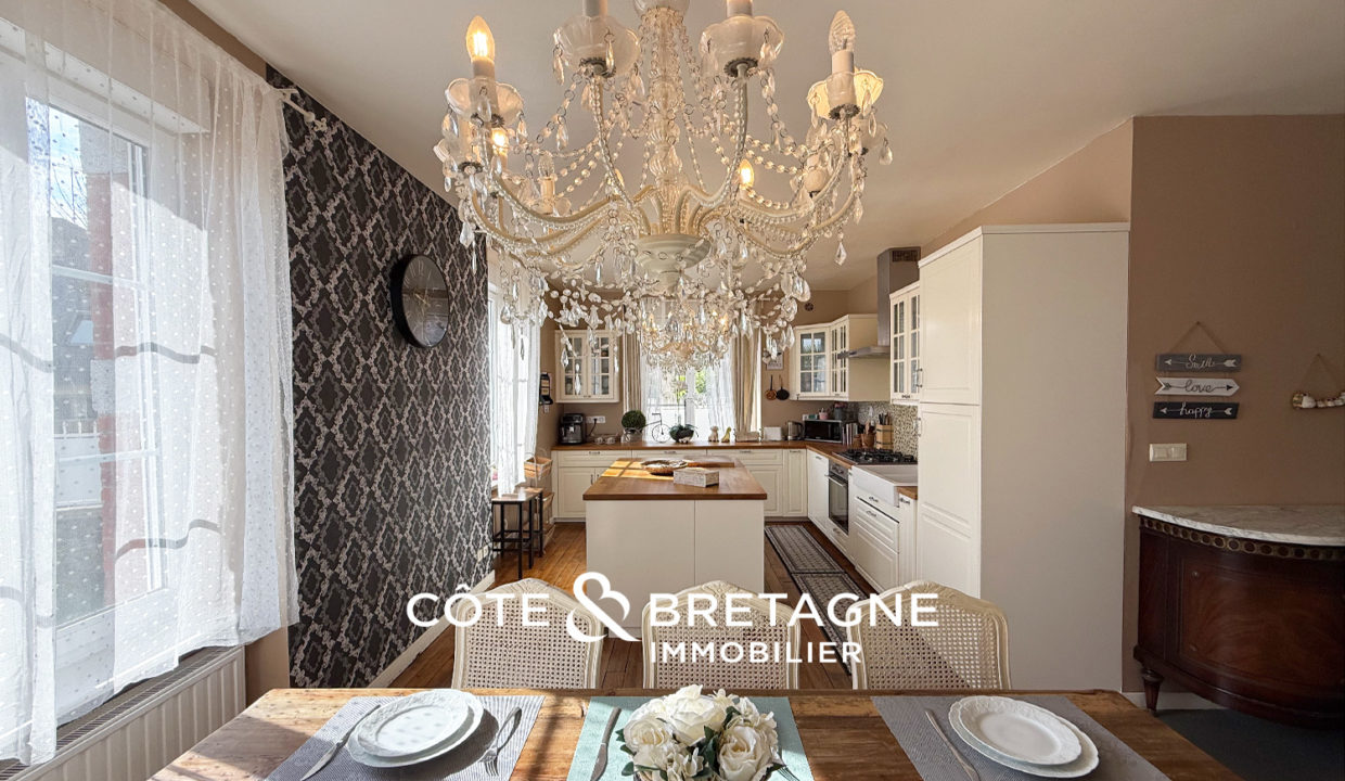 Maison-prestige-etables-sur-mer-proche-plage-24