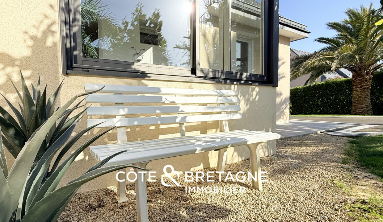 Maison_Louannec_Vuemer_jardin_banc