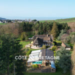 belle-demeure-a-hillion-avec-piscine-et-terrain-de-tennis-