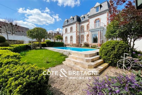 demeure-bourgeoise-piscine-etables-sur-mer