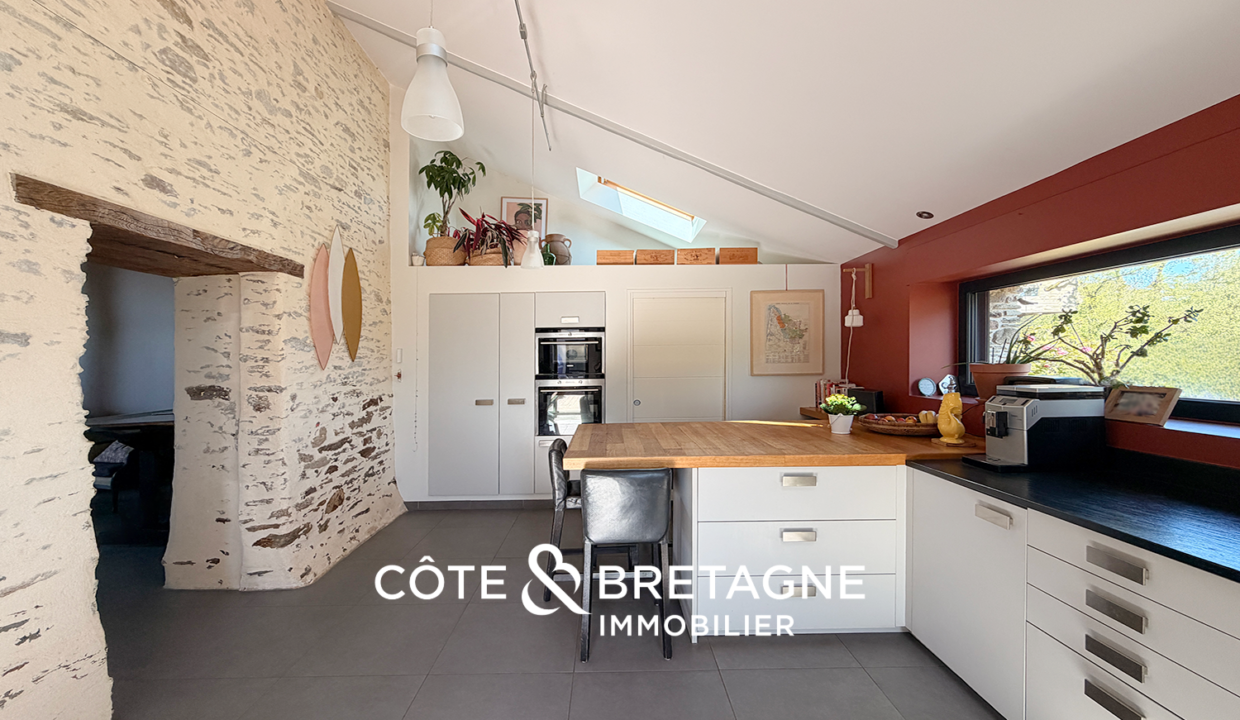 Belle demeure avec piscine intérieure à Arzal Morbihan6