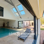 Belle demeure avec piscine intérieure à Arzal dans le Morbihan