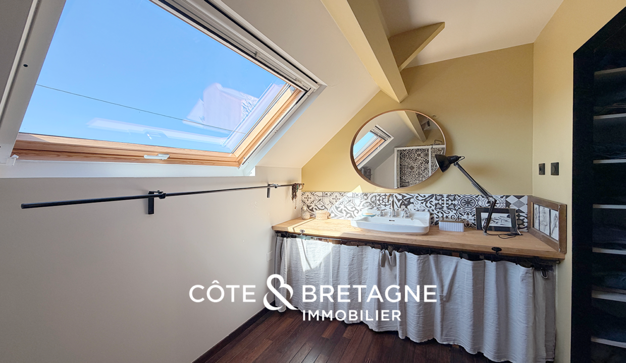 Belle demeure en pierre à Arzal Morbihan3