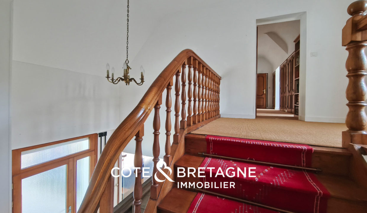 Belle-maison-vue-sur-le-trieux-lezardrieux-12