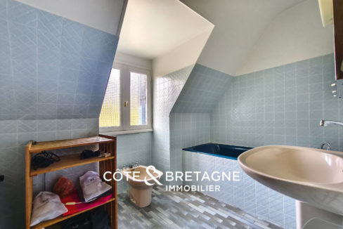 Belle-maison-vue-sur-le-trieux-lezardrieux-16