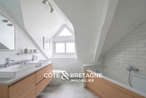 Maison à rénover avec vue mer à Séné