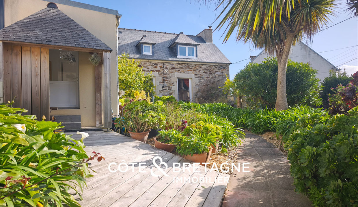 belle-maison-vue-mer-ploubazlanec-14