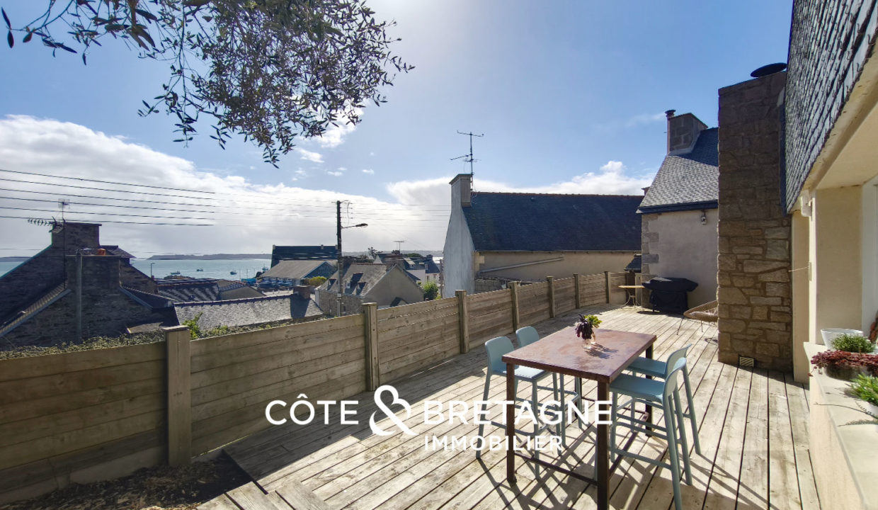 belle-maison-vue-mer-ploubazlanec-17