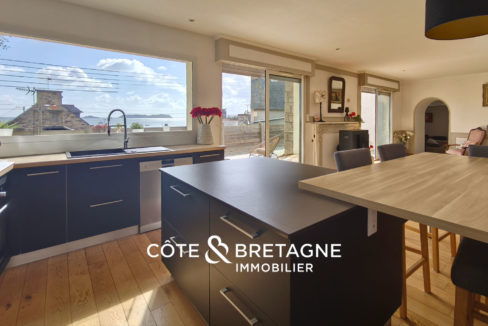 belle-maison-vue-mer-ploubazlanec-22