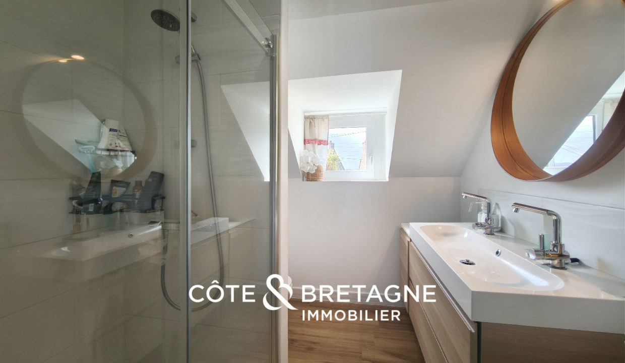 belle-maison-vue-mer-ploubazlanec-9
