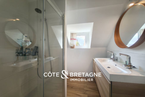 belle-maison-vue-mer-ploubazlanec-9