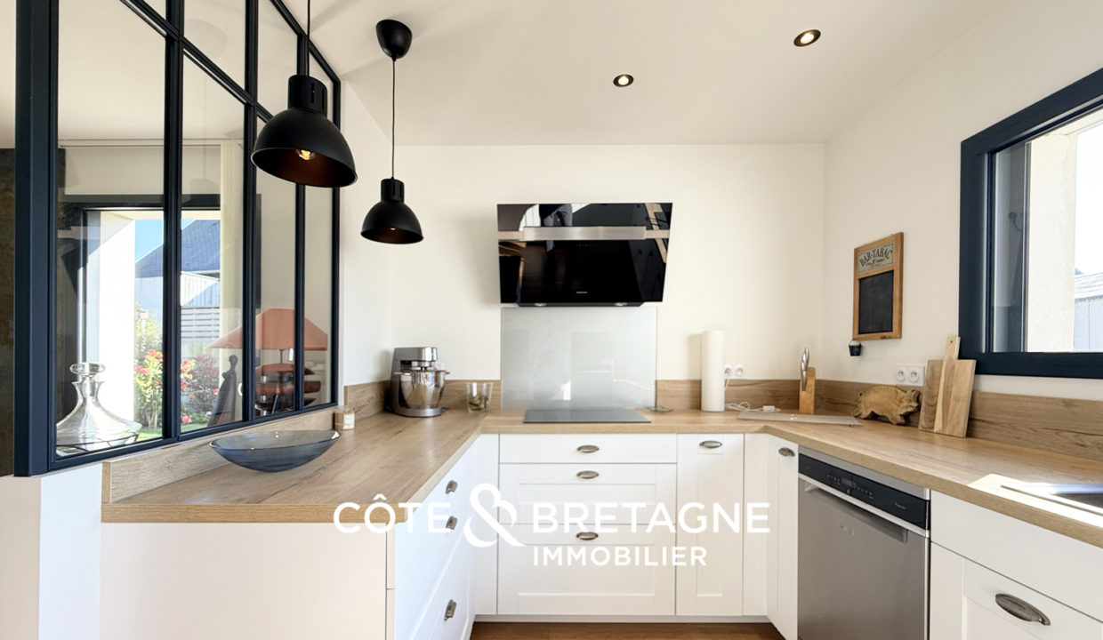 maison-architecte-vue-mer-panoramique-plouezec-cuisine