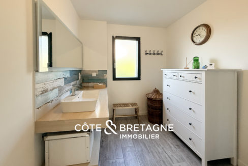 maison-architecte-vue-mer-panoramique-plouezec-salle-eau