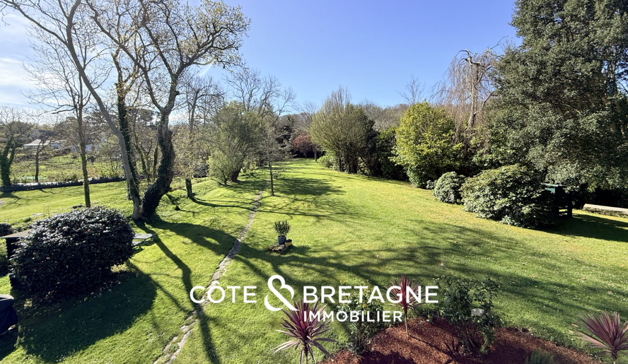 maison-pierre-prestige-pleumeur-bodou-parc-bretagne-jardin