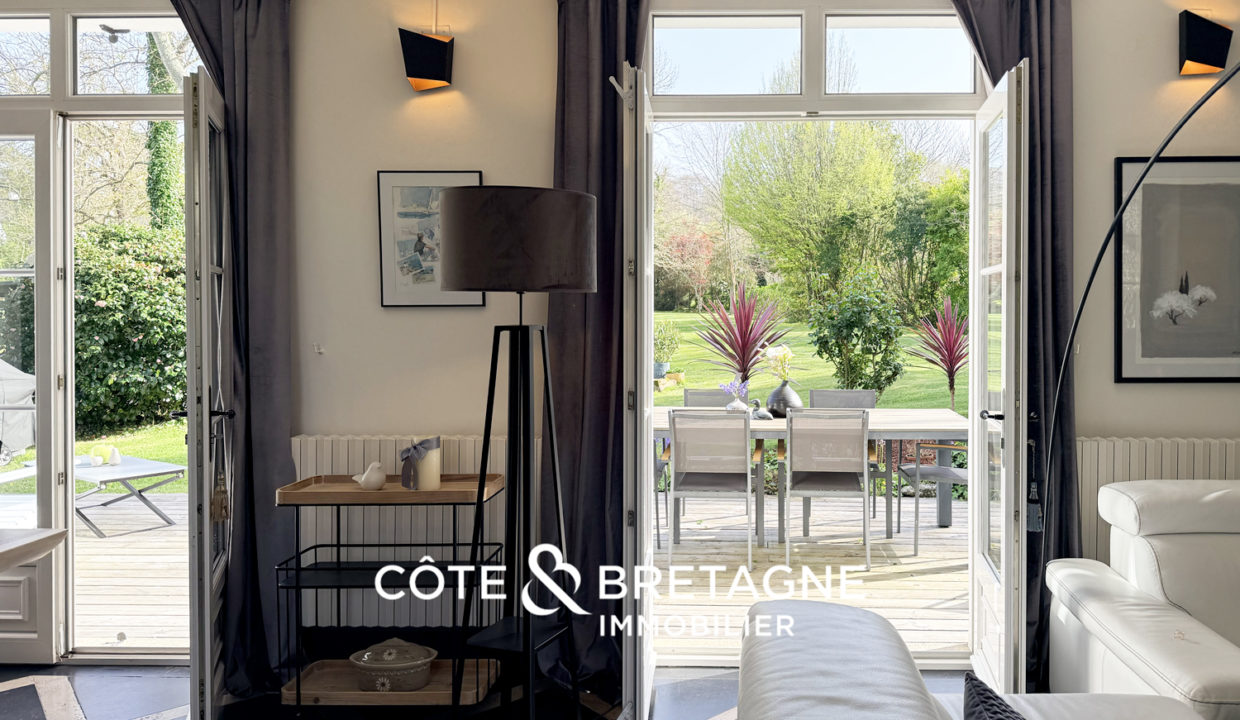 maison-pierre-prestige-pleumeur-bodou-parc-bretagne-salon-3