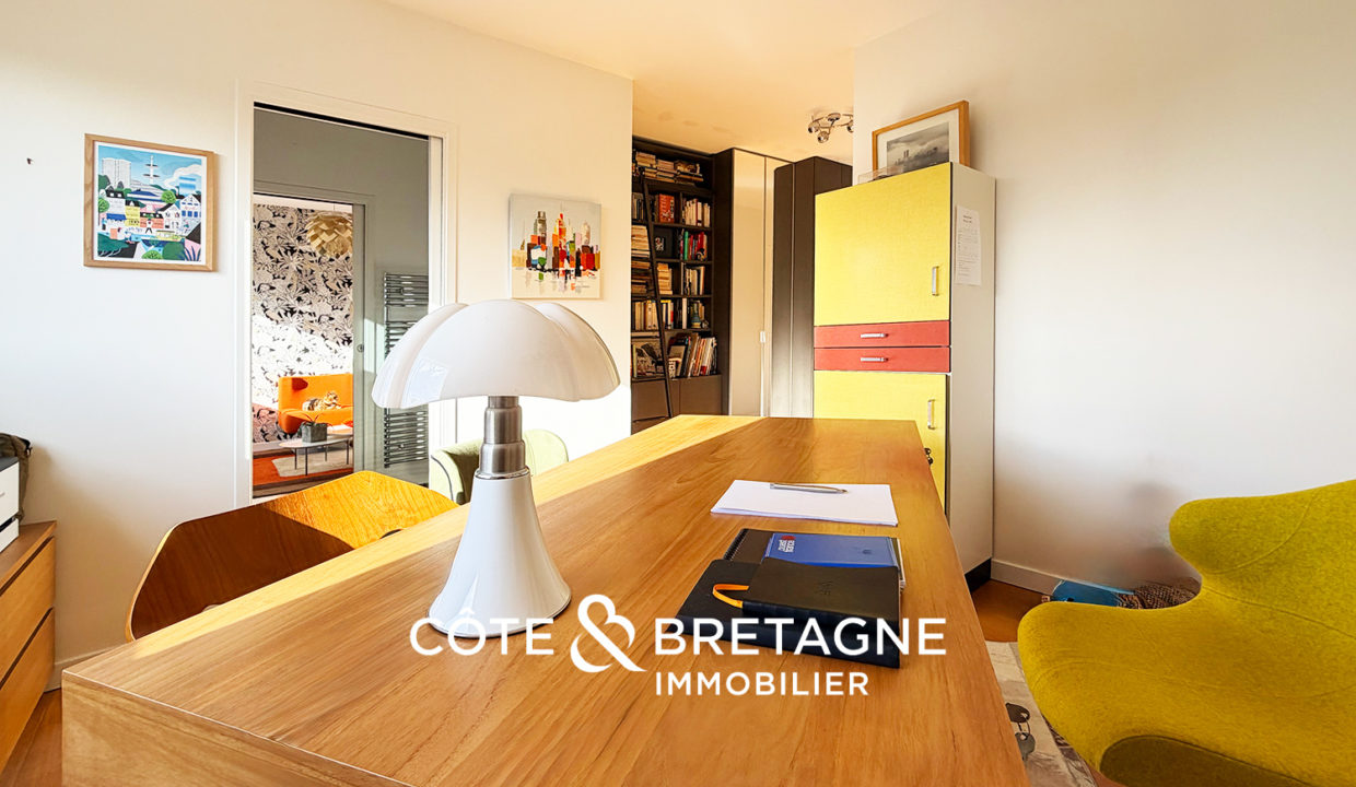 maison-rennes-betton-contemporaine-luxe-piscine-10